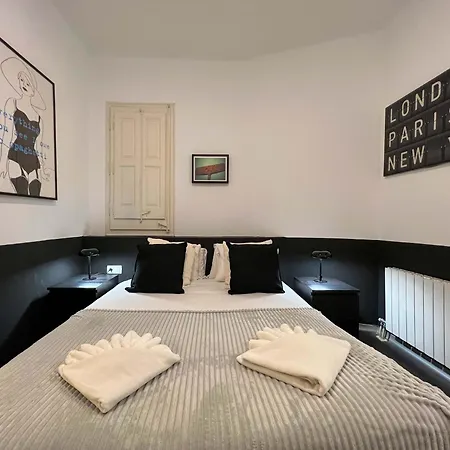 Unique Cent Apartment