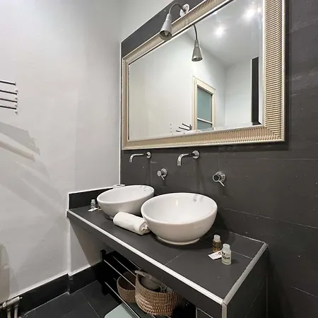 Unique Cent Apartman *